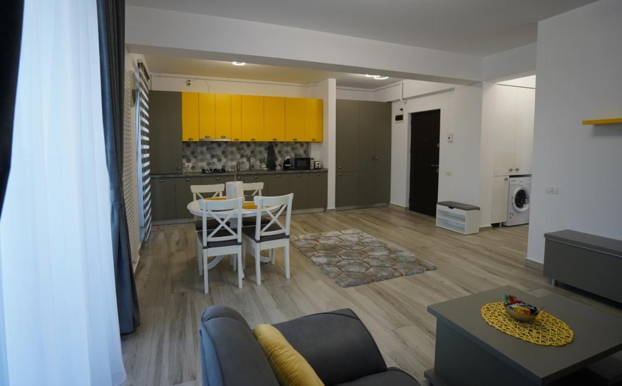 Alemar Sunny Apartment นาโวดาริ ภายนอก รูปภาพ