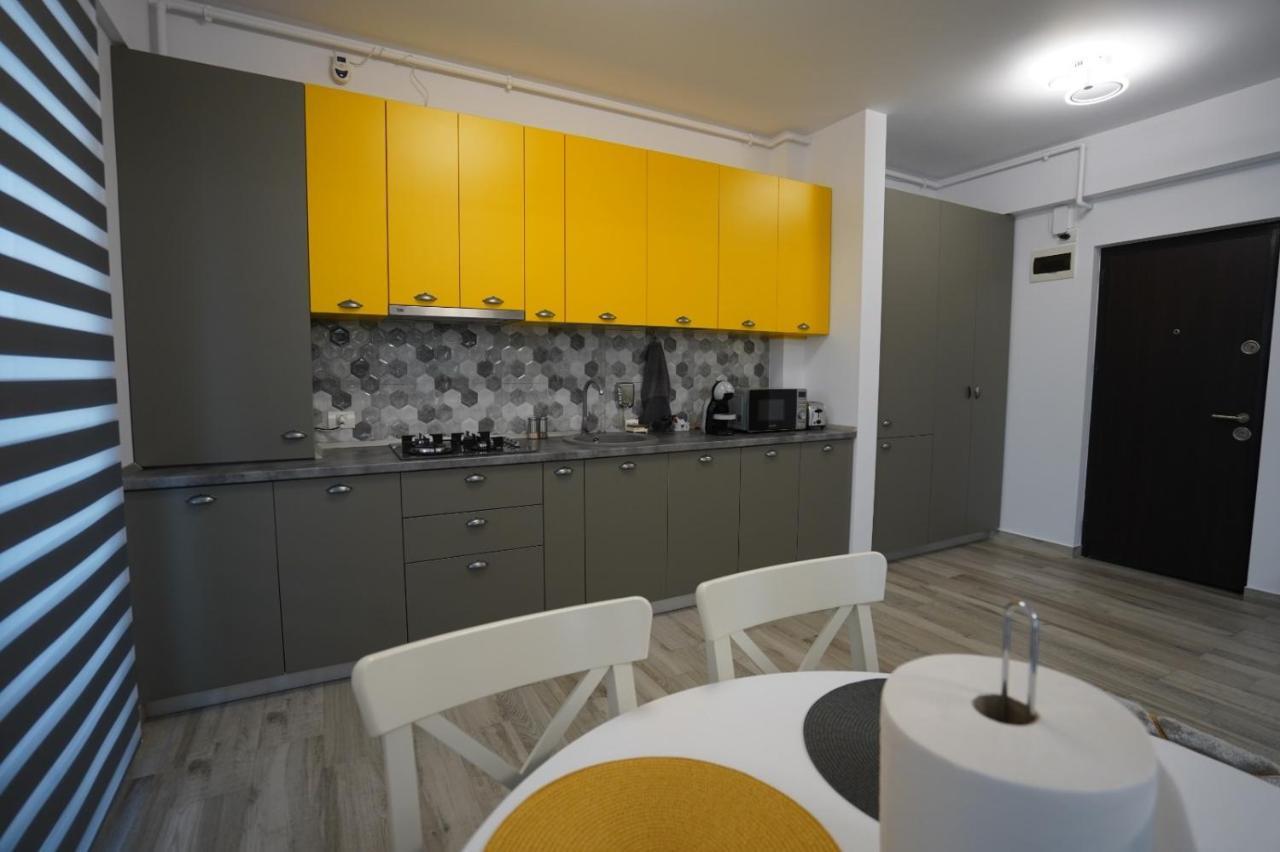 Alemar Sunny Apartment นาโวดาริ ภายนอก รูปภาพ